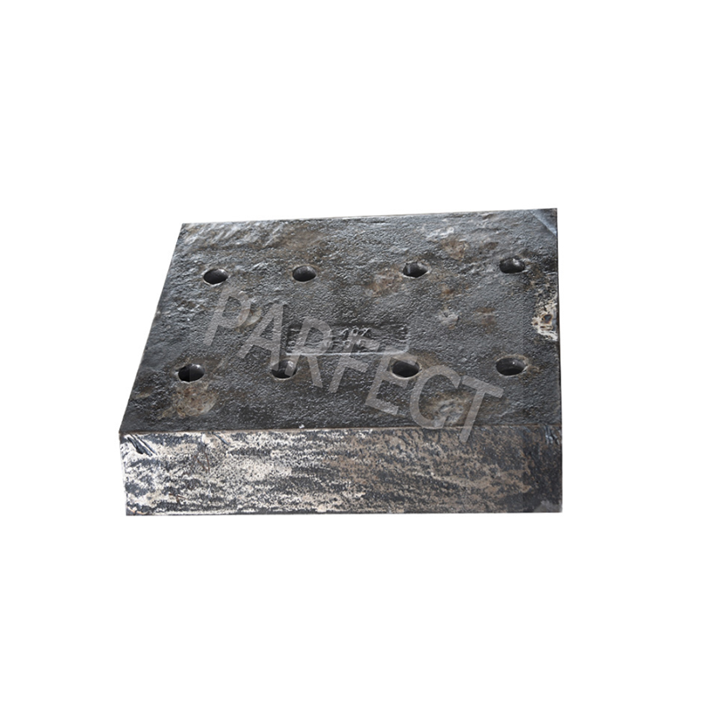 Crusher machining wear resistant liner plate