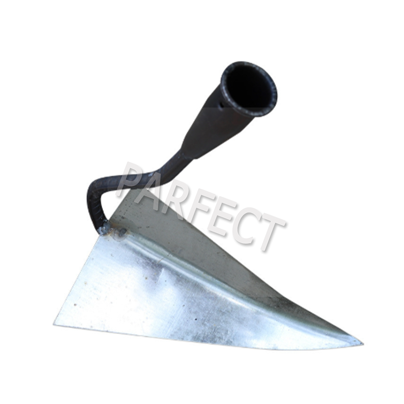 Triangular hoe